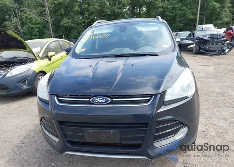 2016 Ford Escape Titanium from USA, damaged, VIN 1FMCU9J95GUB02010